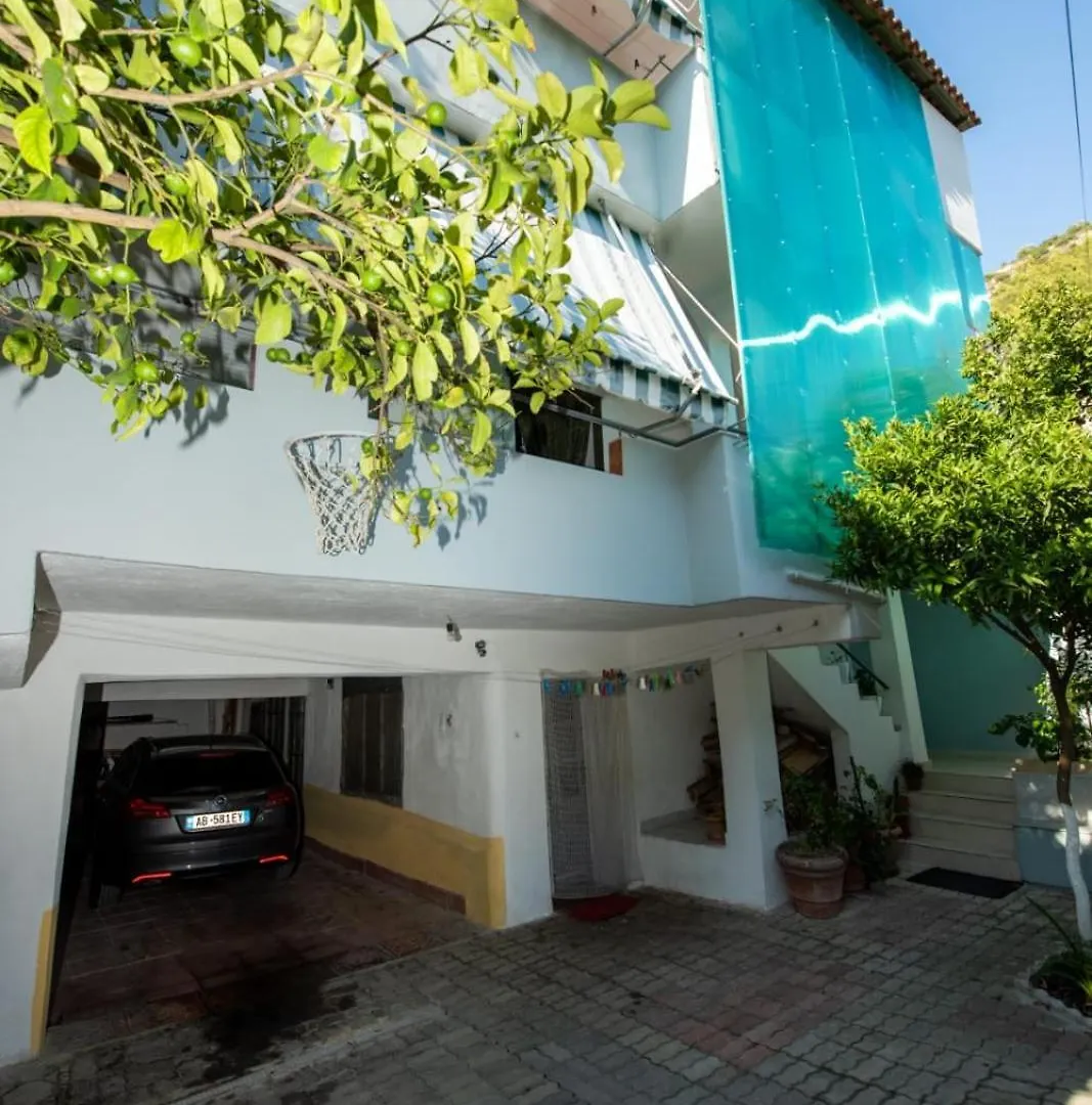 Vila Shyti Vlorë 0*,  Albanië